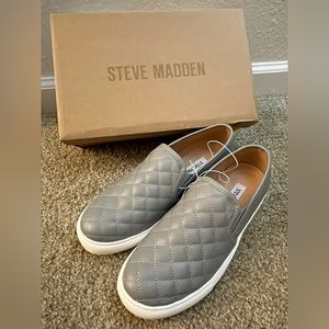 NEW Womens Steve Madden Quilted Slip On Shoes